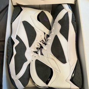 LIKE NEW (worn once) AIR JORDAN 7 RETRO FLINT 2021